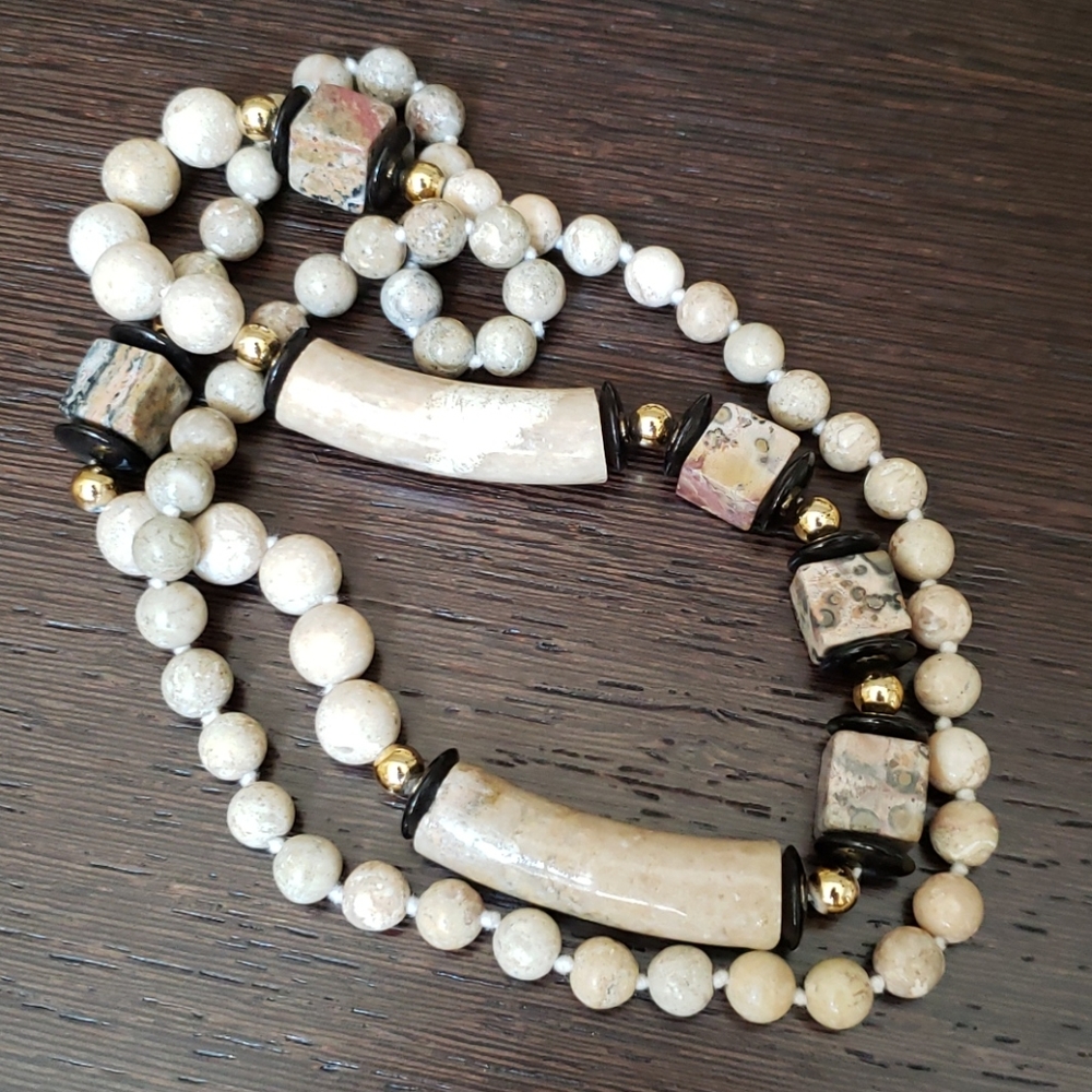 VTG beige Jasper, Onyx necklace - Picture 2 of 8